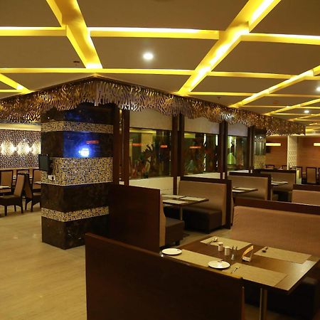 היידראבד Hotel Svm Grand Medipally מראה חיצוני תמונה