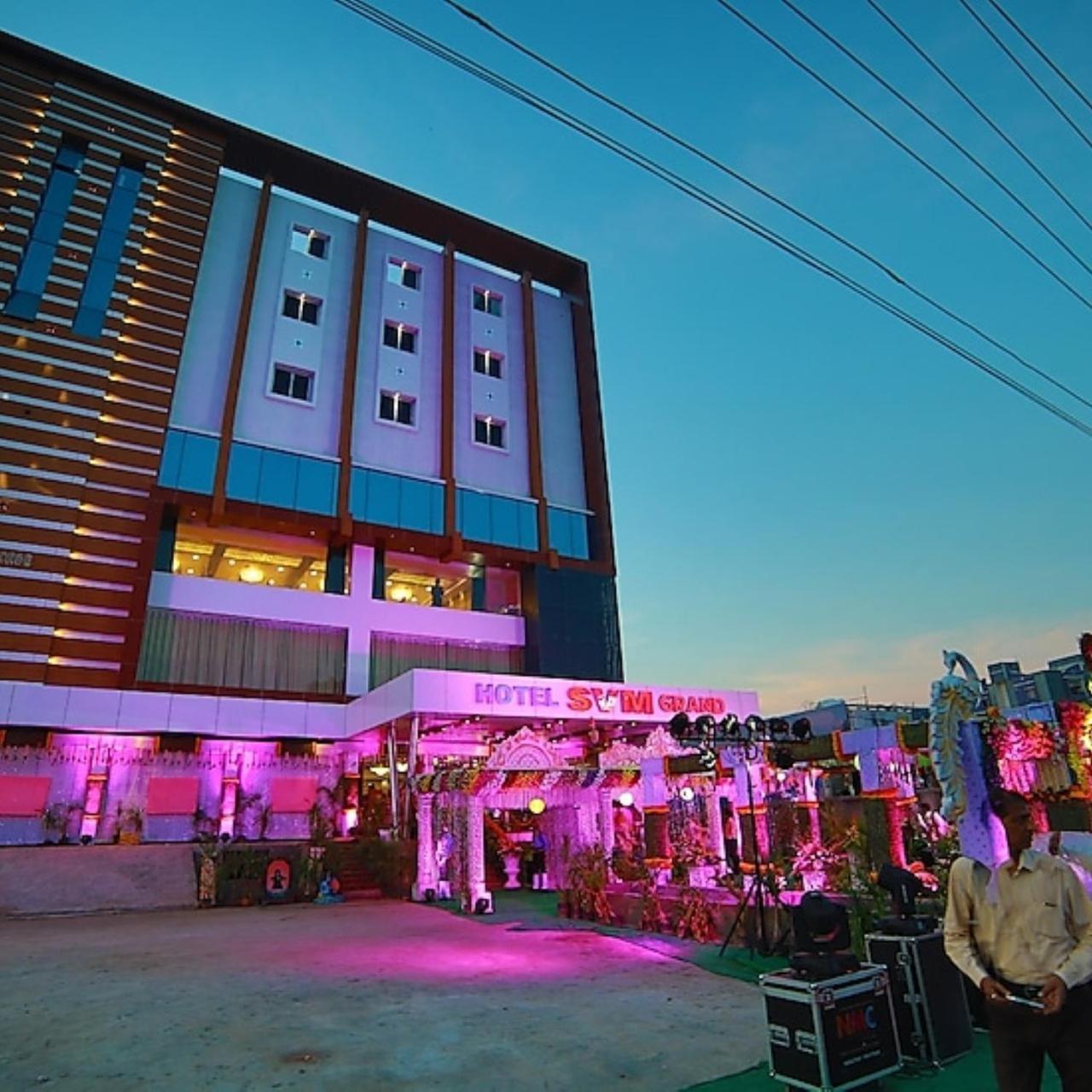 היידראבד Hotel Svm Grand Medipally מראה חיצוני תמונה